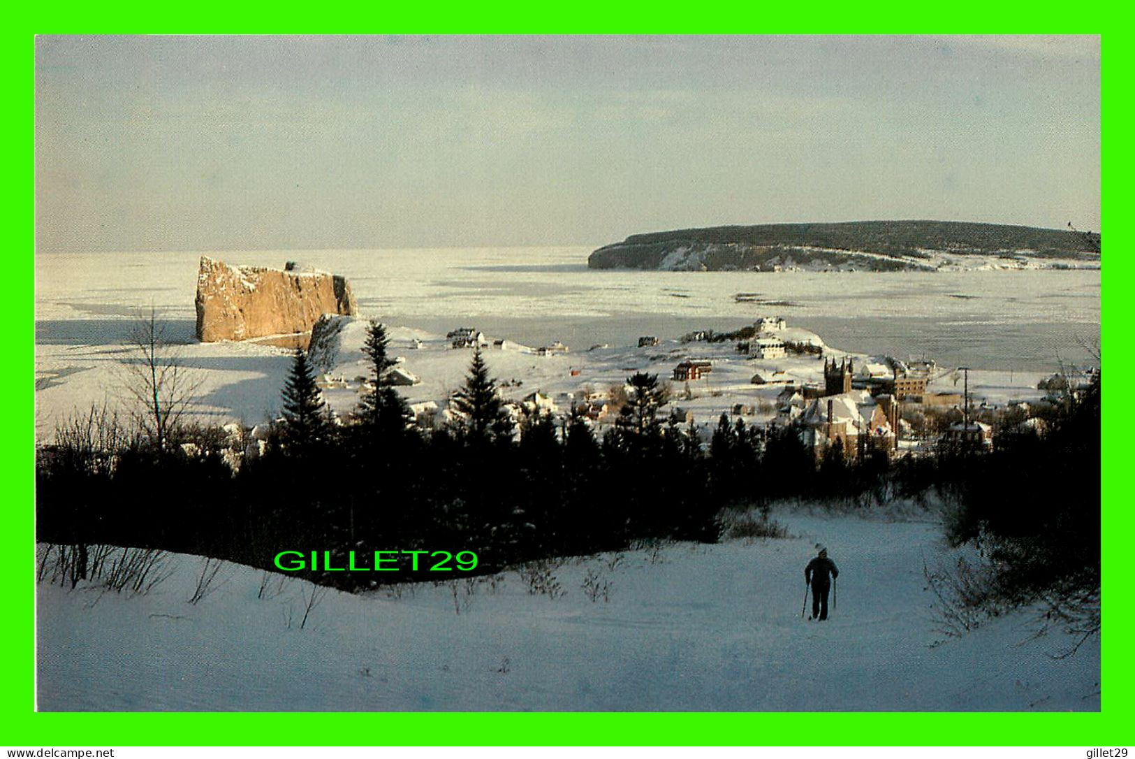 PERCÉ, QUÉBEC - VUE AÉRIENNE EN HIVER -  PHOTO 1977 DE ANDRÉ MÉTHOT - LA SOCIÉTÉ KENT INC - - Percé