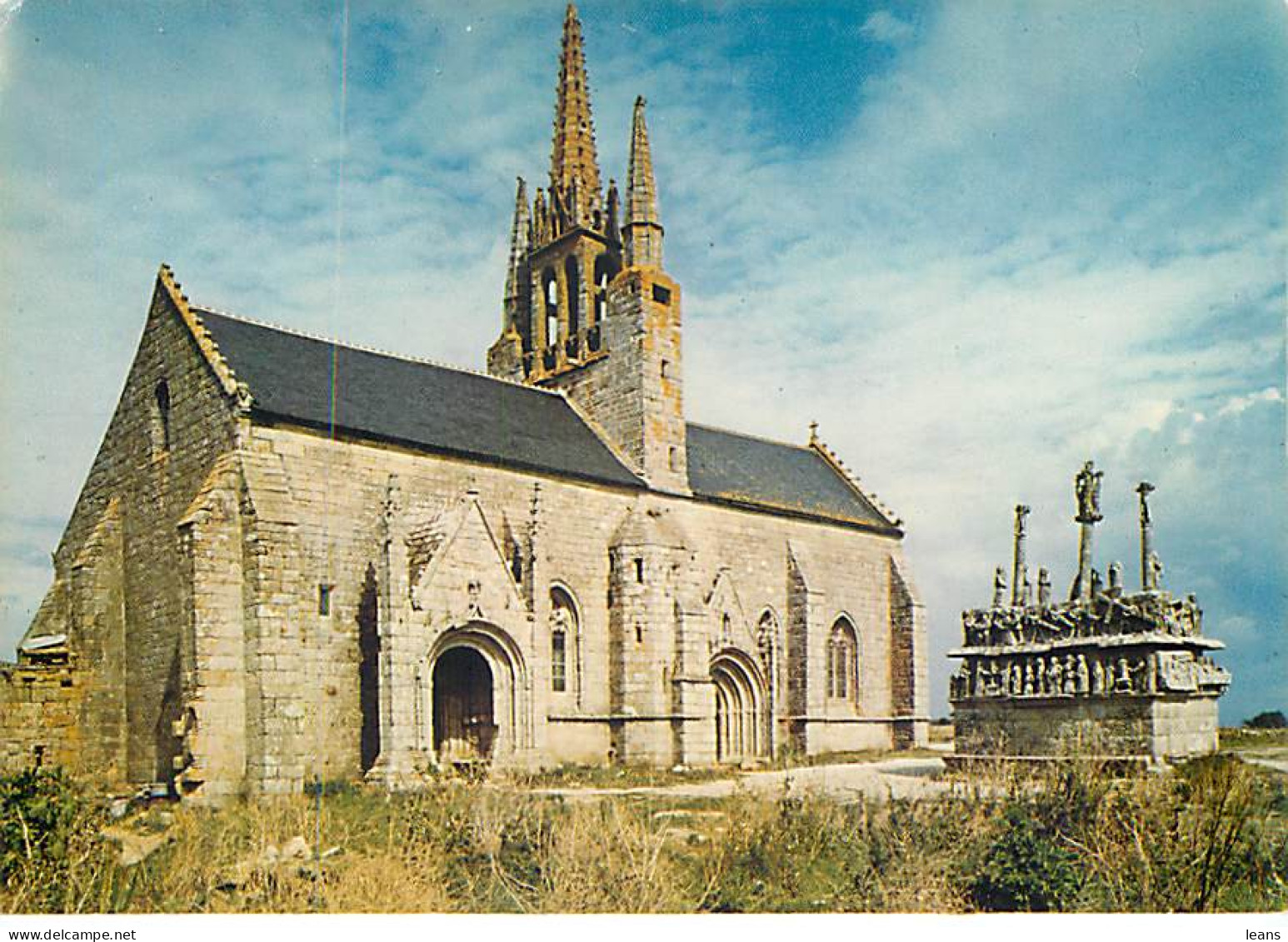 SAINT JEAN TROLIMON - Le Calvaire Et La Chapelle De Tronoën  - Saint-Jean-Trolimon