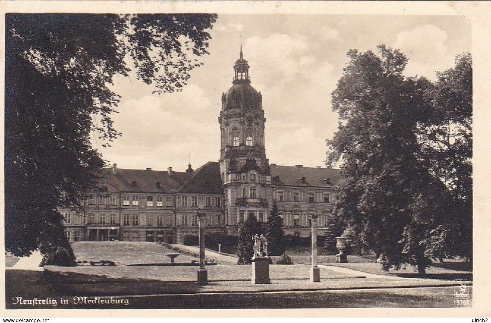 AK Neustrelitz In Mecklenburg - Schloss -  Ca. 1920  (65361) - Neustrelitz
