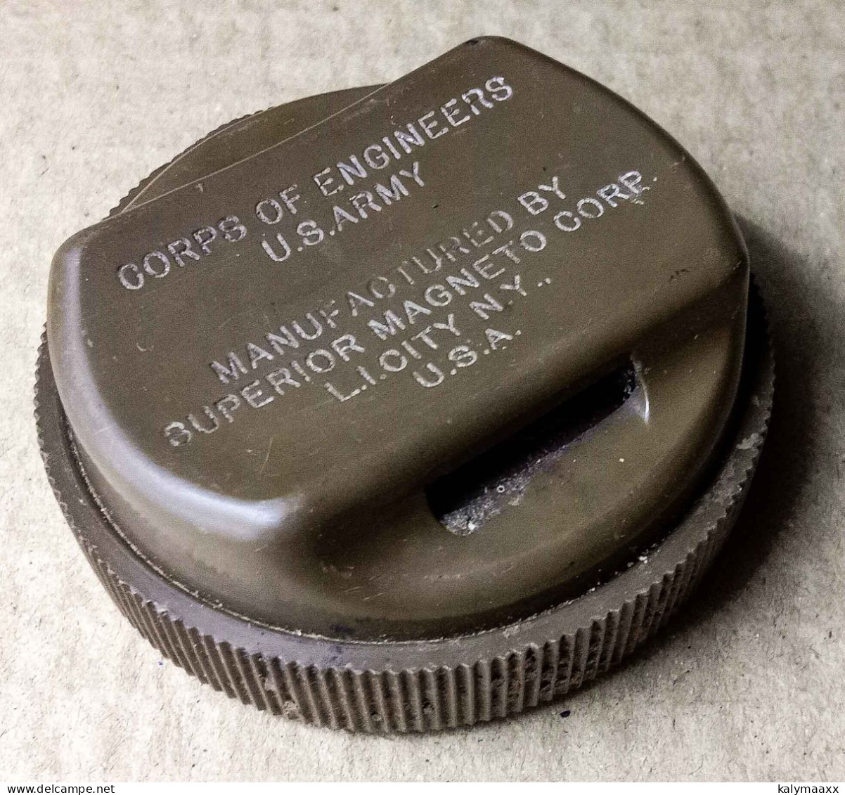 USA WWII PARATROPPER COMPASS, CORPS OF ENGINEERS, US ARMY COMPASS, MADE BY SUPERIOR MAGNETO CORP., WORKING CONDITION - 1939-45