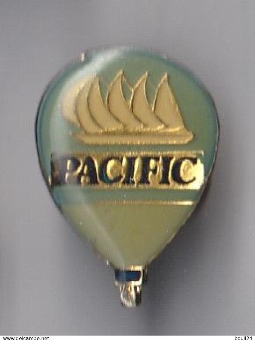 PIN'S THEME  MONGOLFIERE  PACIFIC ASSURANCE - Airships