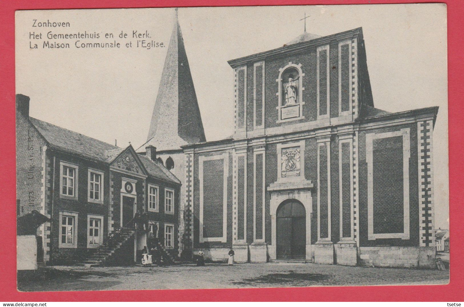 Zonhoven - Het Gemeentehuis En De Kerk ( Verso Zien ) - Zonhoven