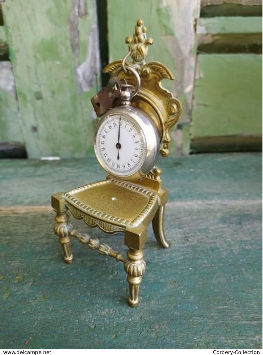 Ancien Porte-Montre à Gousset Chaise Bronze