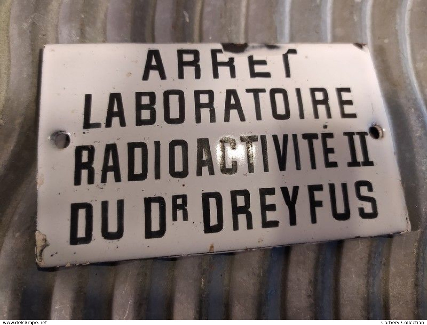 Rare Ancienne Petite Plaque Émaillée Arrêt Laboratoire Radioactivité II Du Dr Dreyfus - Sonstige & Ohne Zuordnung