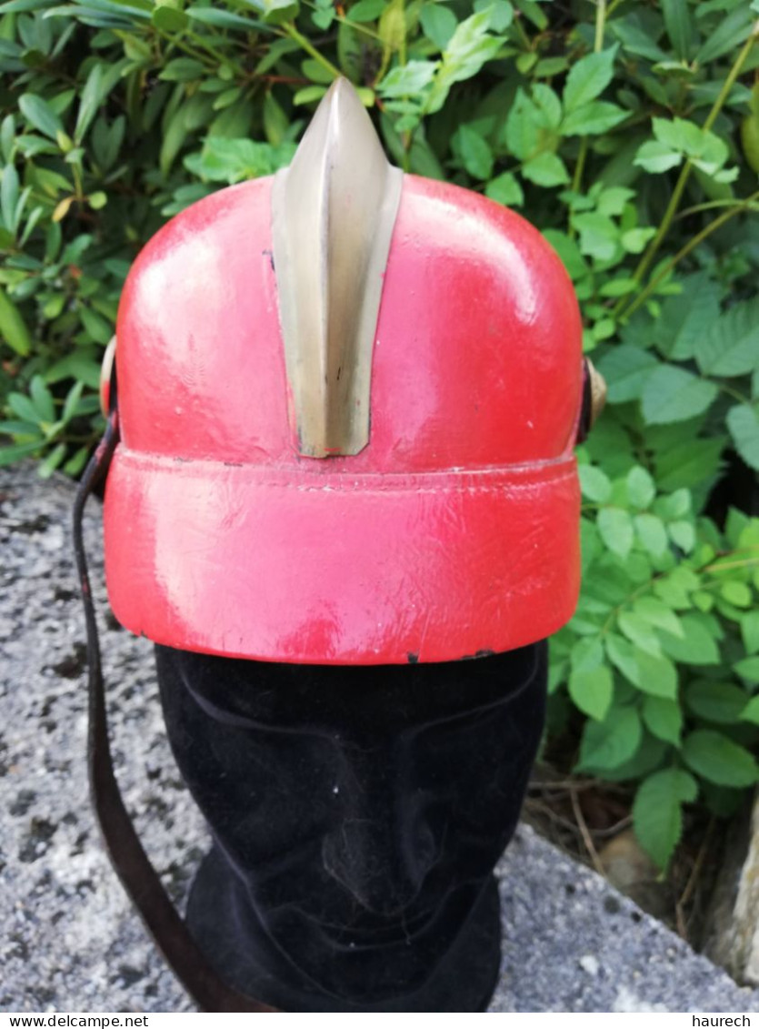 Casque De Pompier Allemand Sur Base De Casque à Pointe - Firemen