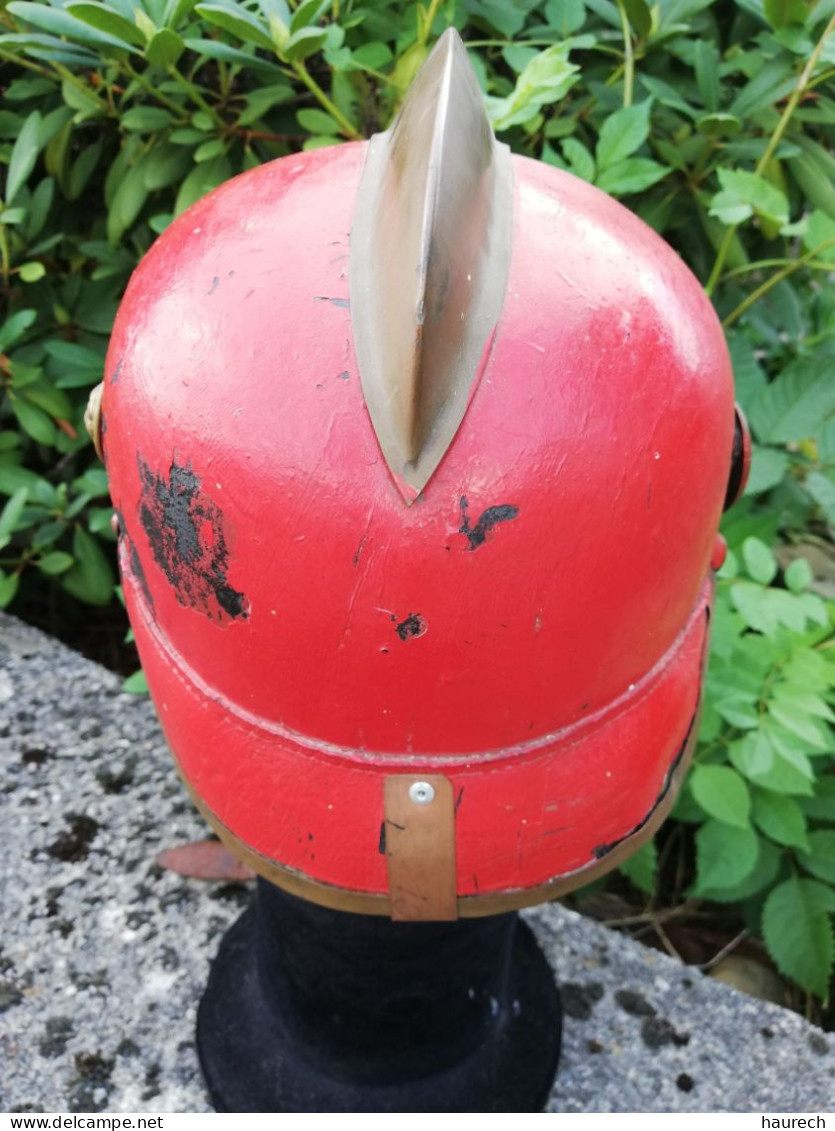 Casque De Pompier Allemand Sur Base De Casque à Pointe - Feuerwehr