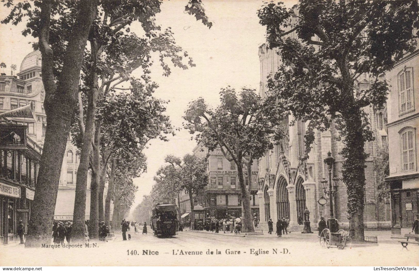FRANCE - Nice - L'Avenue De La Gare - L'Eglise ND - Carte Postale Ancienne - Markten, Pleinen