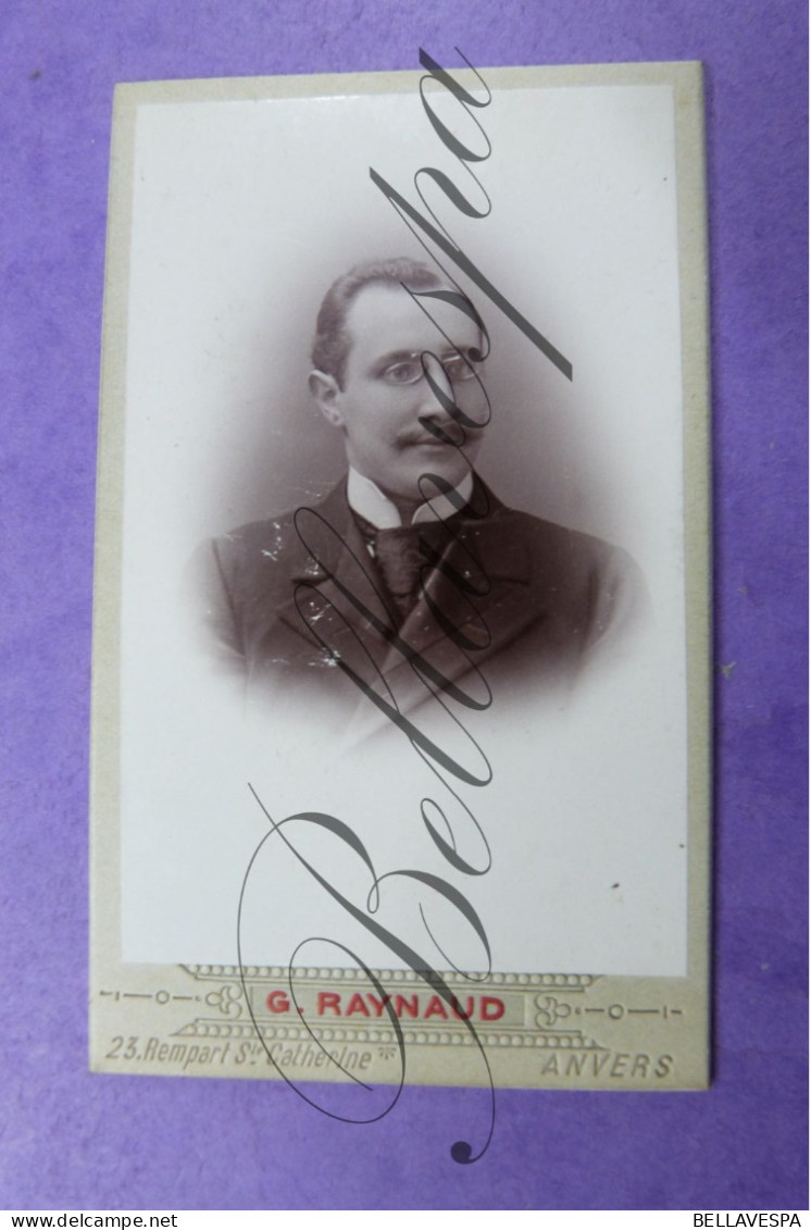 C.D.V. -Photo-Carte De Visite  Studio  G.RAYNAUD Antwerpen - Ancianas (antes De 1900)