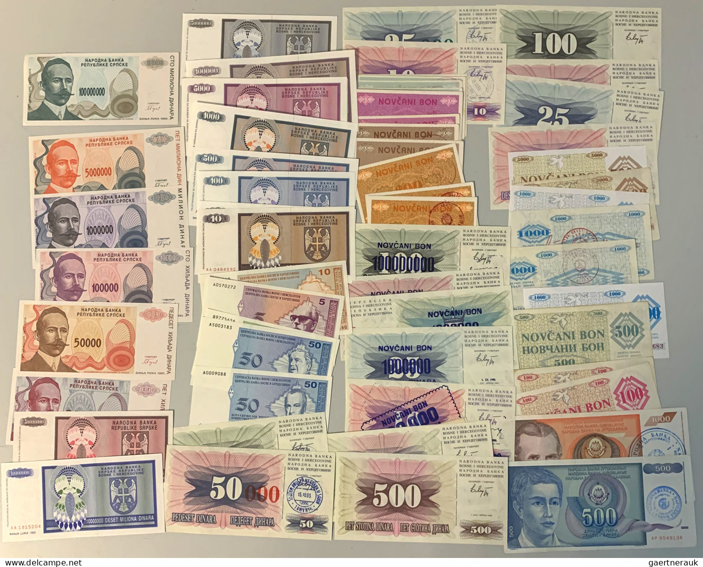 Bosnia & Herzegovina: Huge Lot With 69 Banknotes, Series 1992-1998 Series With D - Bosnien-Herzegowina