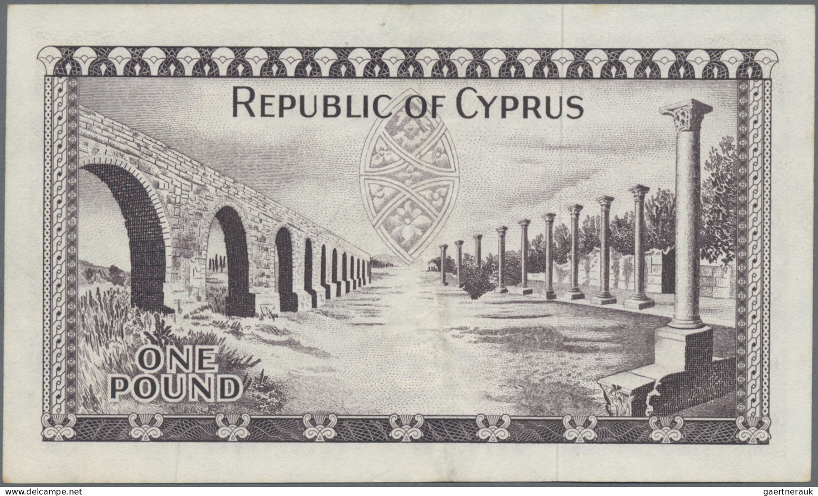 Cyprus: Republic And Central Bank Of Cyprus, Lot With 5 Banknotes, 1961-1982 Ser - Cipro