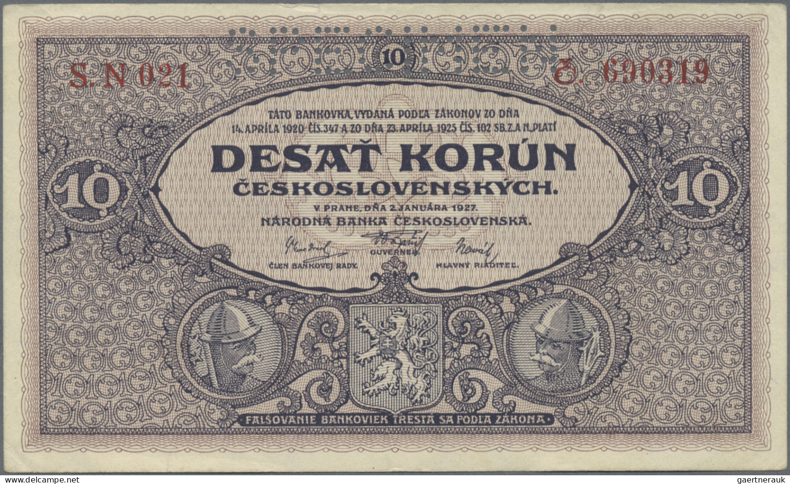 Czechoslovakia: Republika And Narodni Bank Ceskoslovenska, Lot With 3 Banknotes - Tschechoslowakei