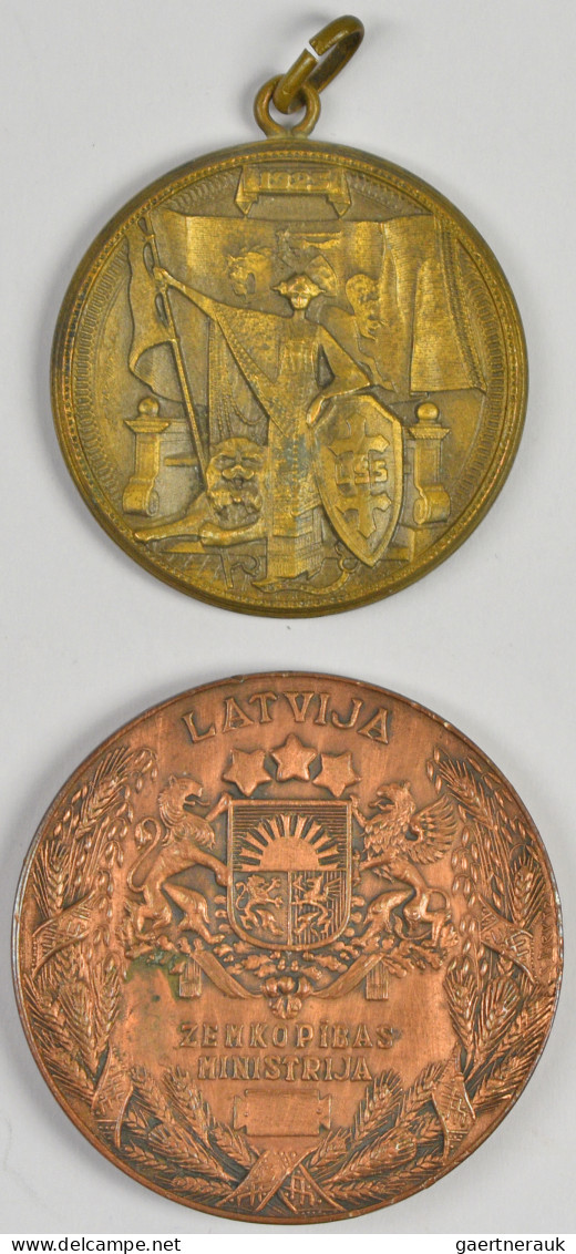 Medaillen Alle Welt: Lettland/Litauen: Lot 2 Stück; Lettland, Verdienstmedaille - Unclassified