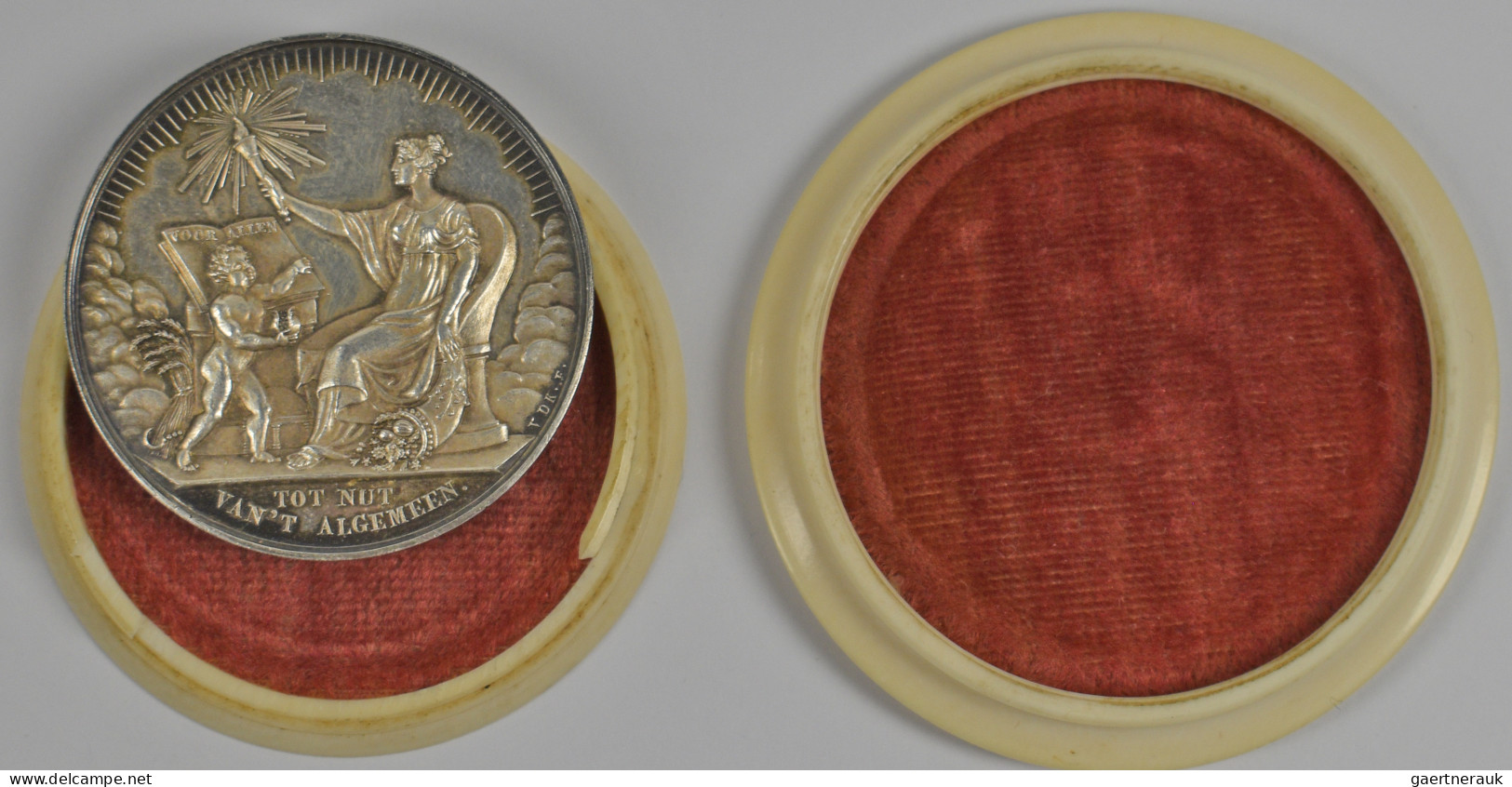 Medaillen Alle Welt: Niederlande: Silbermedaille 1834, Signiert VDK, Auf Das 50j - Non Classificati