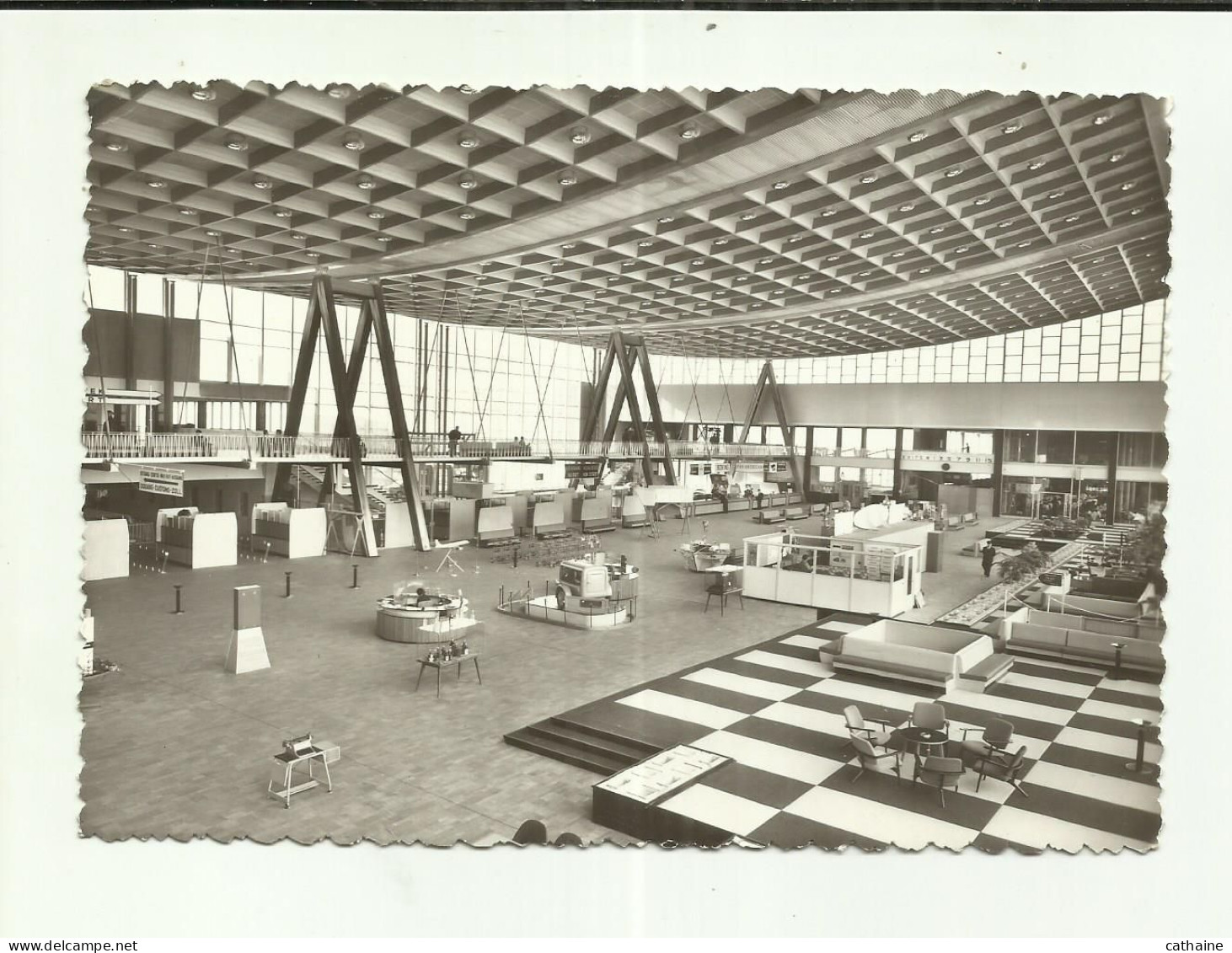 BELGIQUE . BRUXELLES . AEROPORT BRUXELLES NATIONAL . HALL DE TRANSIT - Aeronáutica - Aeropuerto