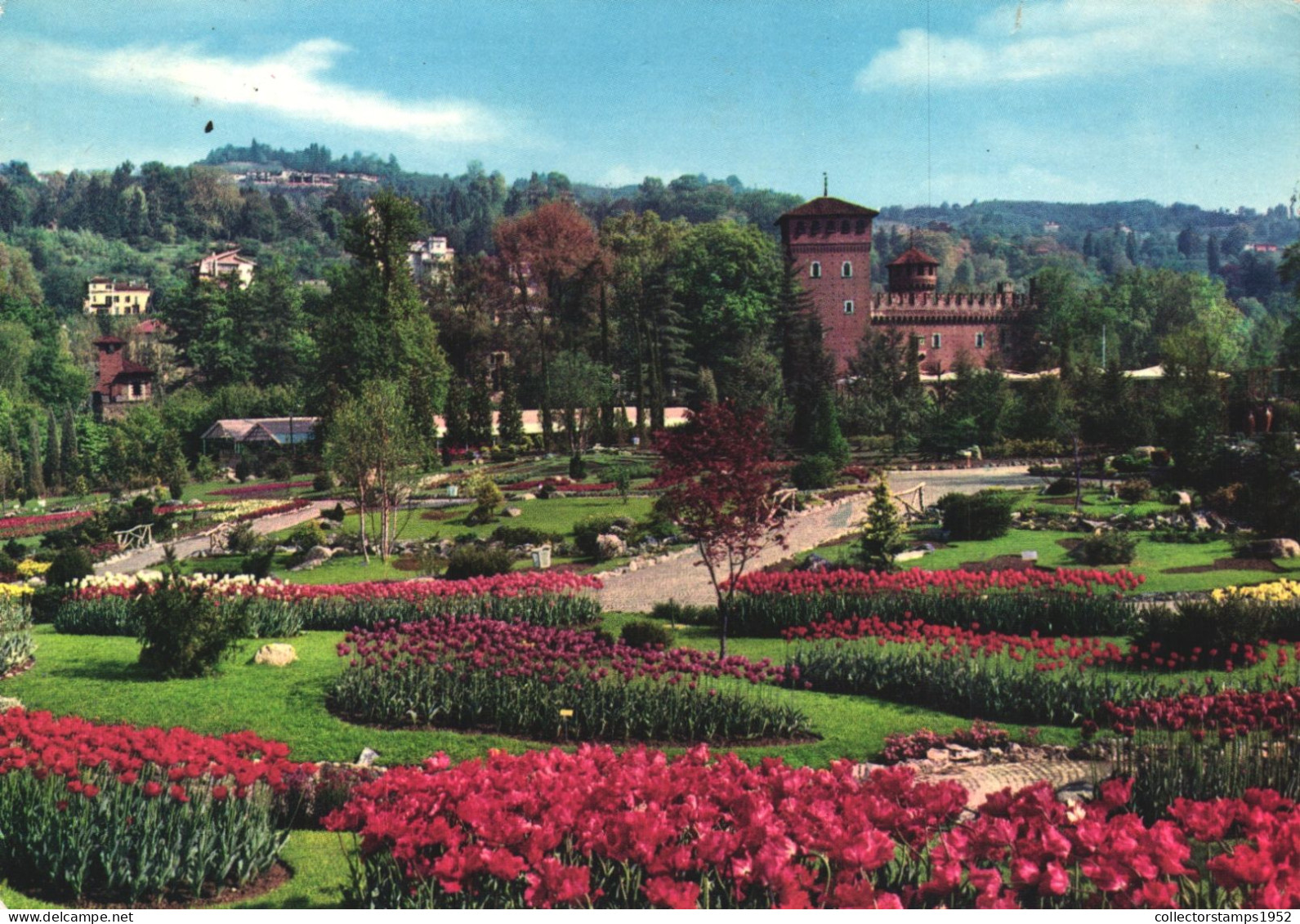 ITALY, PIEMONTE, TORINO, TURIN, GARDENS OF THE VALENTINO, FLOWERS - Parks & Gärten