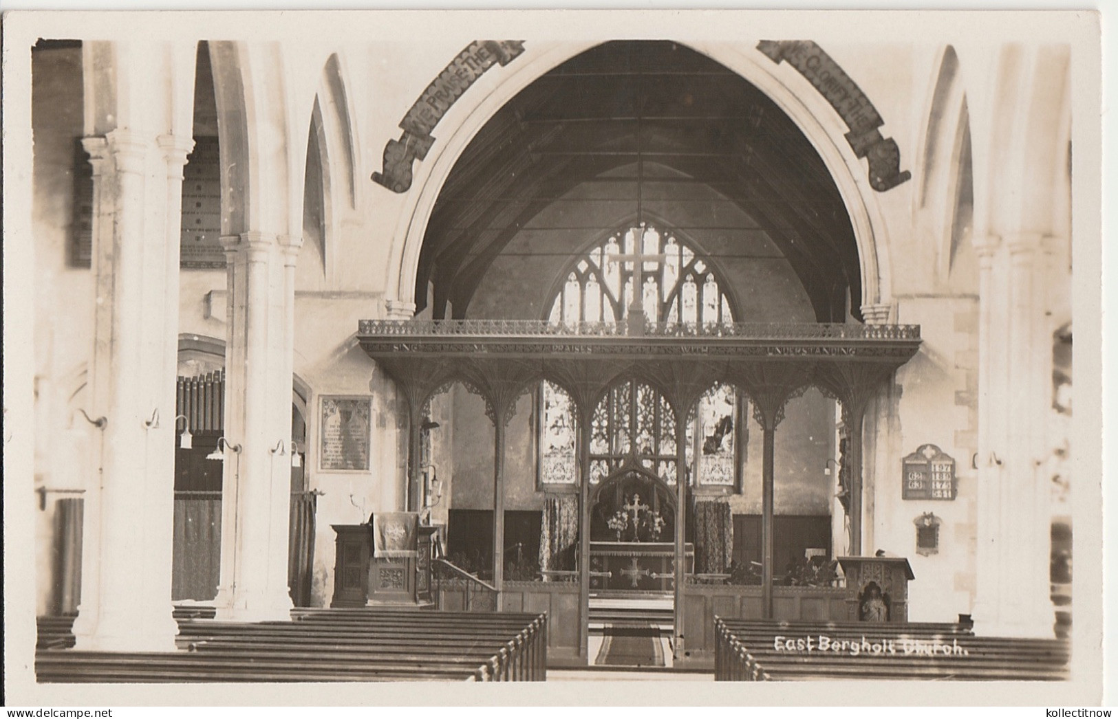 EAST BERGHOLT CHURCH INTERIOR - REAL PHOTOGRAPH - Lowestoft