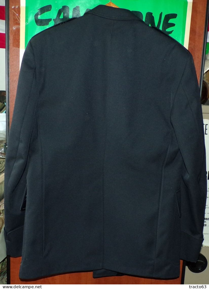 VESTE D'ADJUDANT DE LA GENDARMERIE NATIONALE DE L'ARMEE FRANCAISE PERIODE ANNEE 1999 , OBSOLETE POUR COLLECTION , TAILLE - Police & Gendarmerie