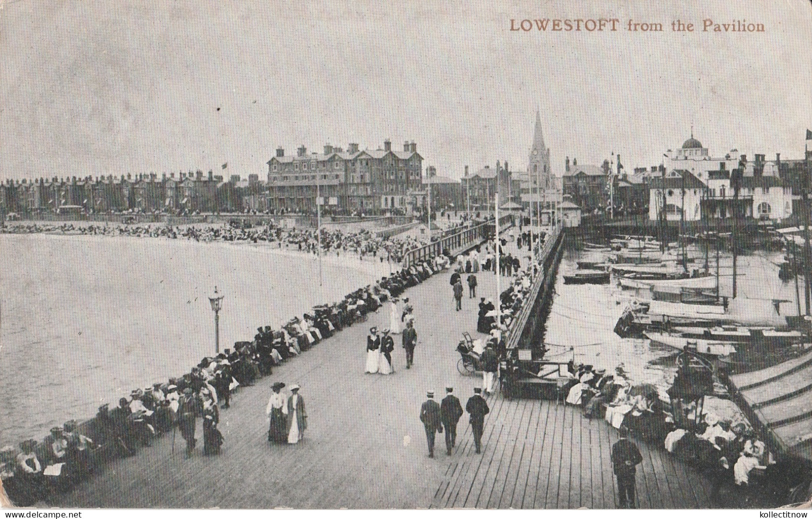 LOWESTOFT - FROM THE PAVILION - Lowestoft