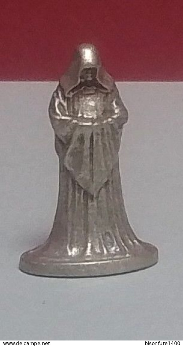 Figurine De Dark Sidius En Métal Argenté - Hauteur : 3,5cm. - Gravé LFL ( LUCASFILM ) Sous Le Socle. - Episode I