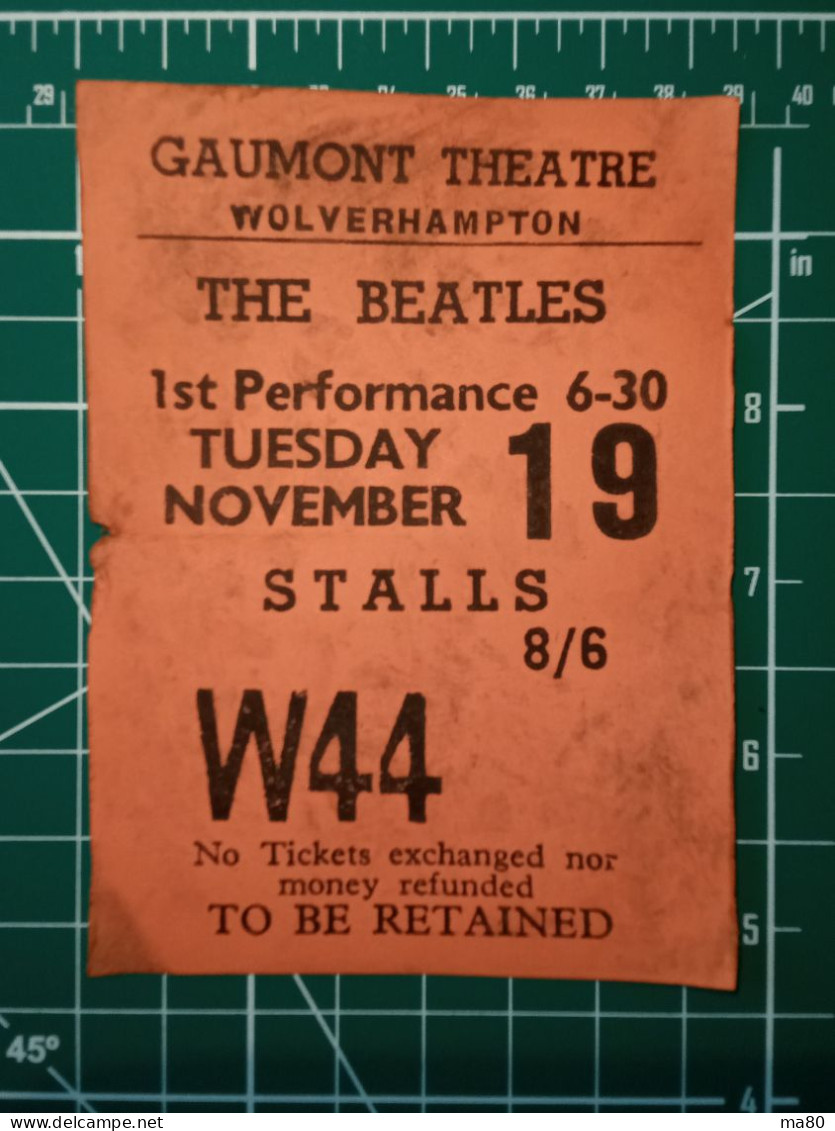 A SCELTA 1 TICKET SU 18 DISPONIBILI: THE BEATLES BIGLIETTO CONCERTO RIPRODUZIONE RECENTE NO 60'S