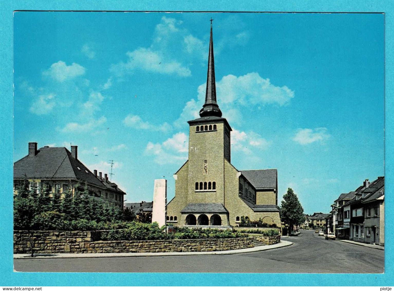 * Saint Vith (Liège - La Wallonie) * (Edit Lander Eupen, Nr 1379) Die Kirche, église, Kerk, Church, Oldtimer - Saint-Vith - Sankt Vith