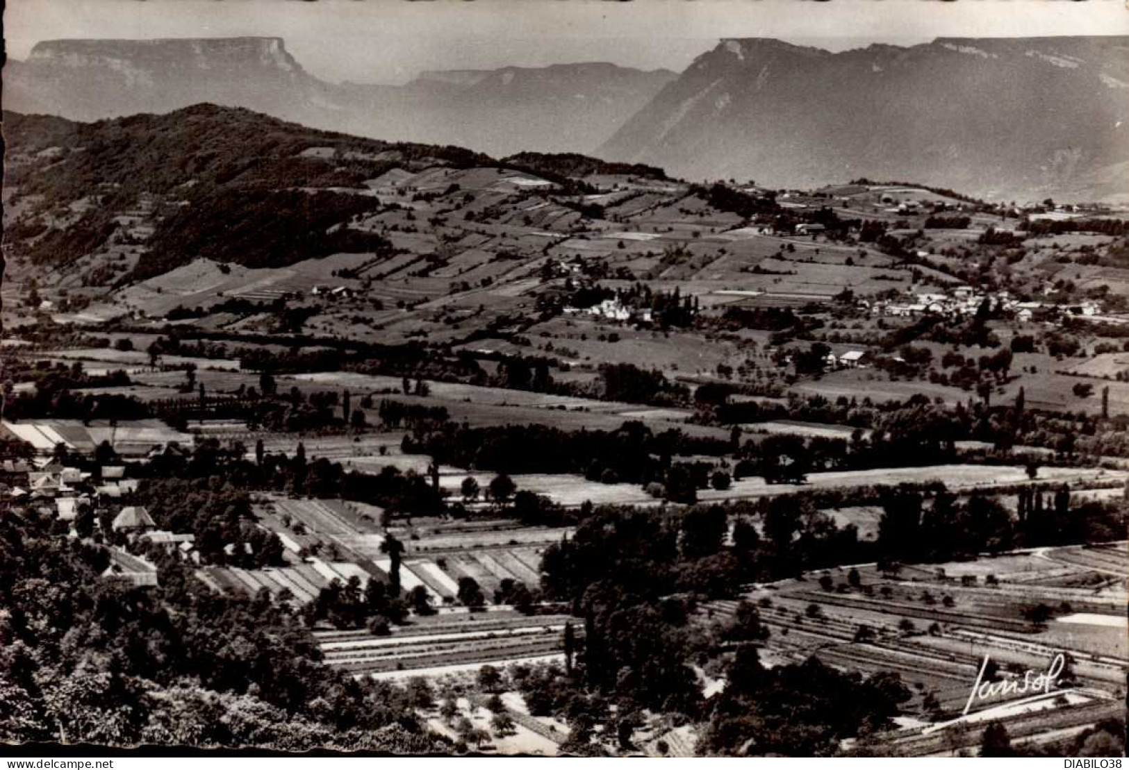 CHAMOUX   ( SAVOIE )   SUR LA ROUTE DE MONTENDRY , LE GRANIER . LA SAVOYARDE . LE VILLAGE DE BETTON-BETTONNET - Chamoux Sur Gelon