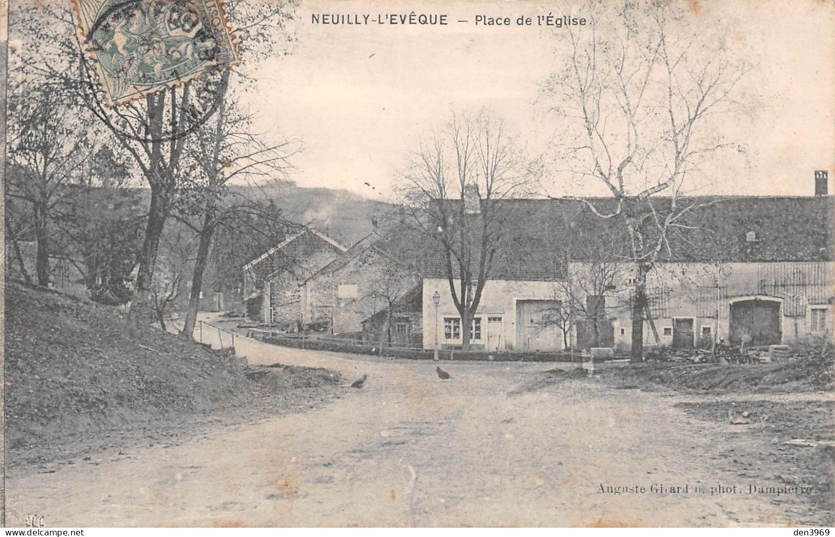 NEUILLY-l'EVEQUE (Haute-Marne) - Place De L'Eglise - Voyagé 1907 (2 Scans) - Neuilly L'Eveque