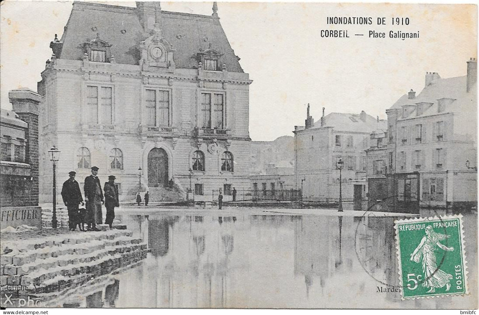 INNONDATIONS DE 1910 - CORBEIL - Place Galignani - Overstromingen