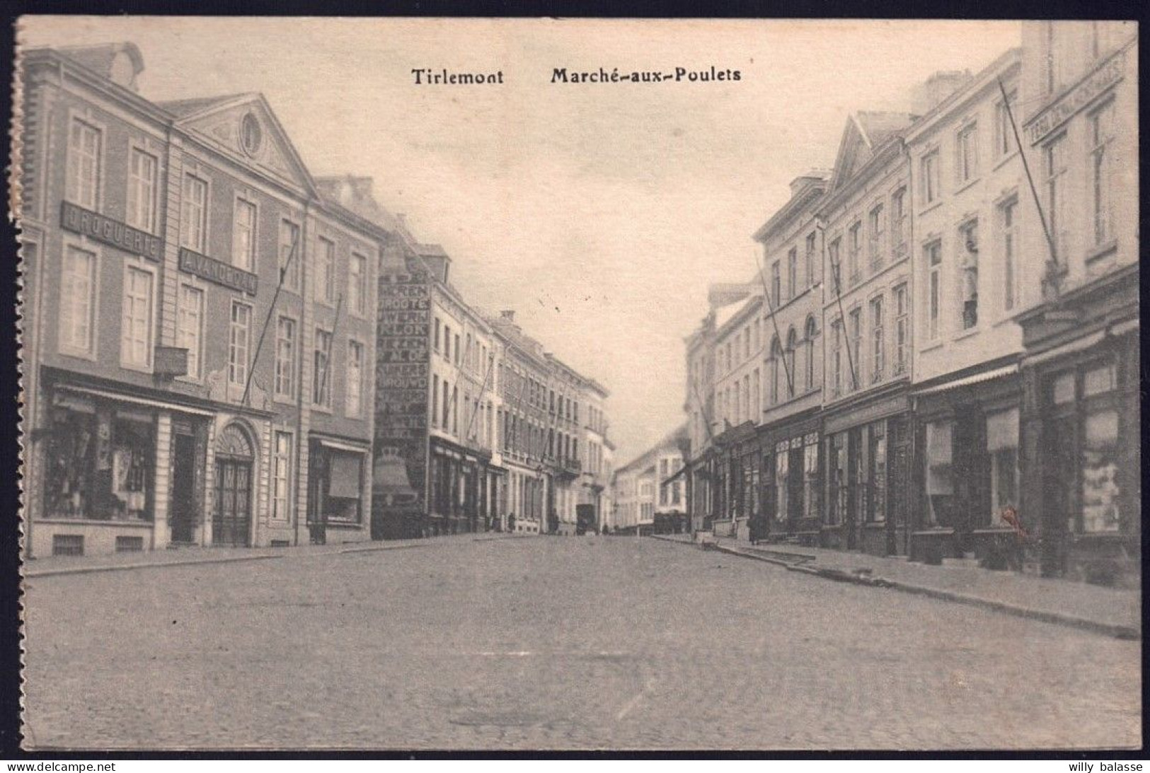 +++ CPA - TIENEN - TIRLEMONT - Marché Aux Poulets  // - Tienen