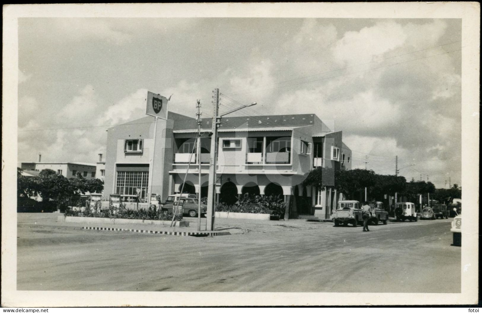 LAND ROVER PETROL GAS STATION BP POUSADA MAXIXE ORIGINAL REAL PHOTO POSTCARD MOÇAMBIQUE AFRICA AFRIQUE MOZAMBIQUE CARTE - Mozambique