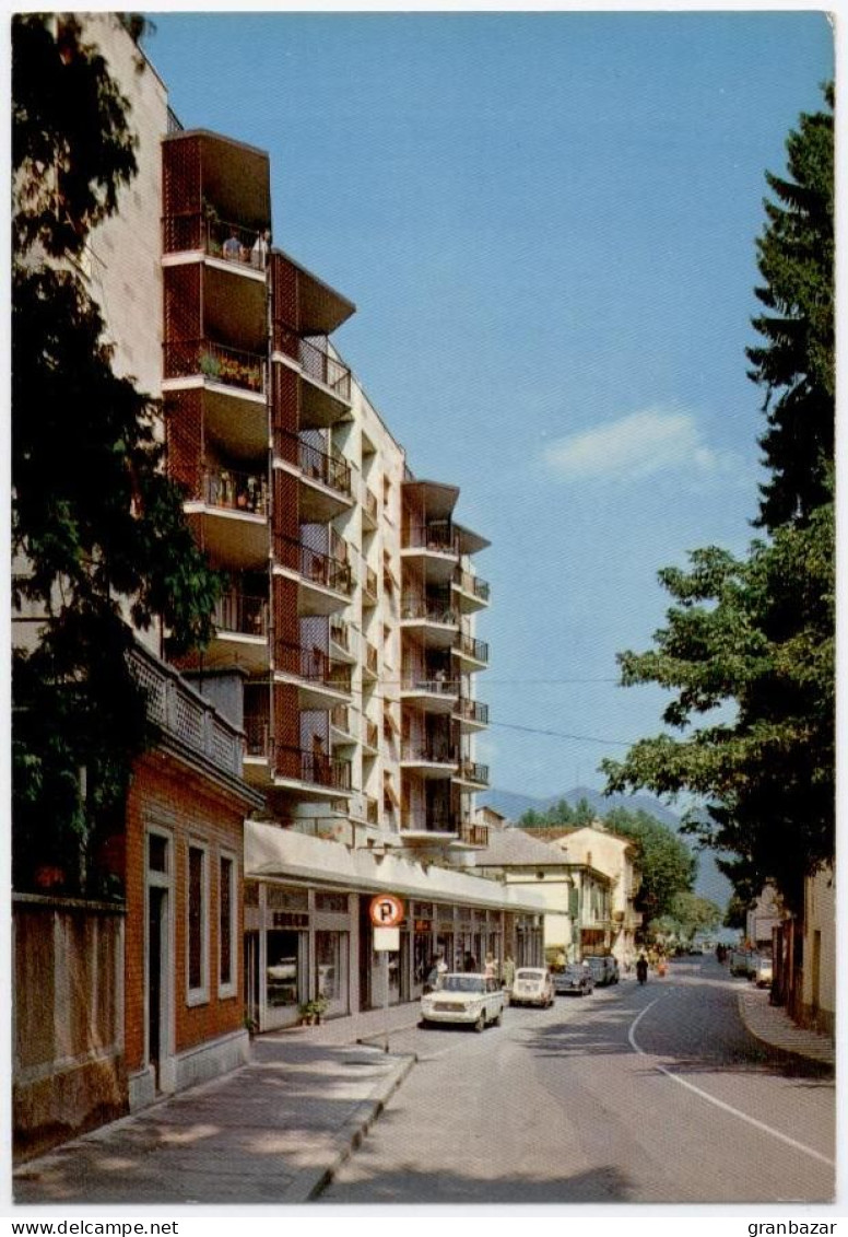 LUINO, LA VIA 15 AGOSTO, VG 1986    **//** - Luino