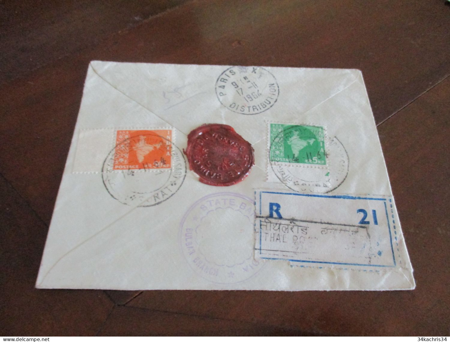 Inde India Lettre Entier  En Recommandé Avec 5 TP En Plus 1964 Surat Pour Paris - Lettres & Documents