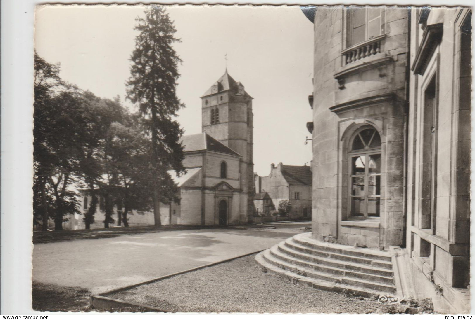 CPSM    CHAMPLITTE 70  L'église Et Le Château - Champlitte