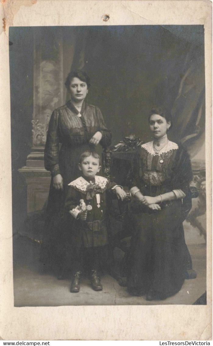 ENFANTS - Portrait De Famille - Carte Postale Ancienne - Children And Family Groups