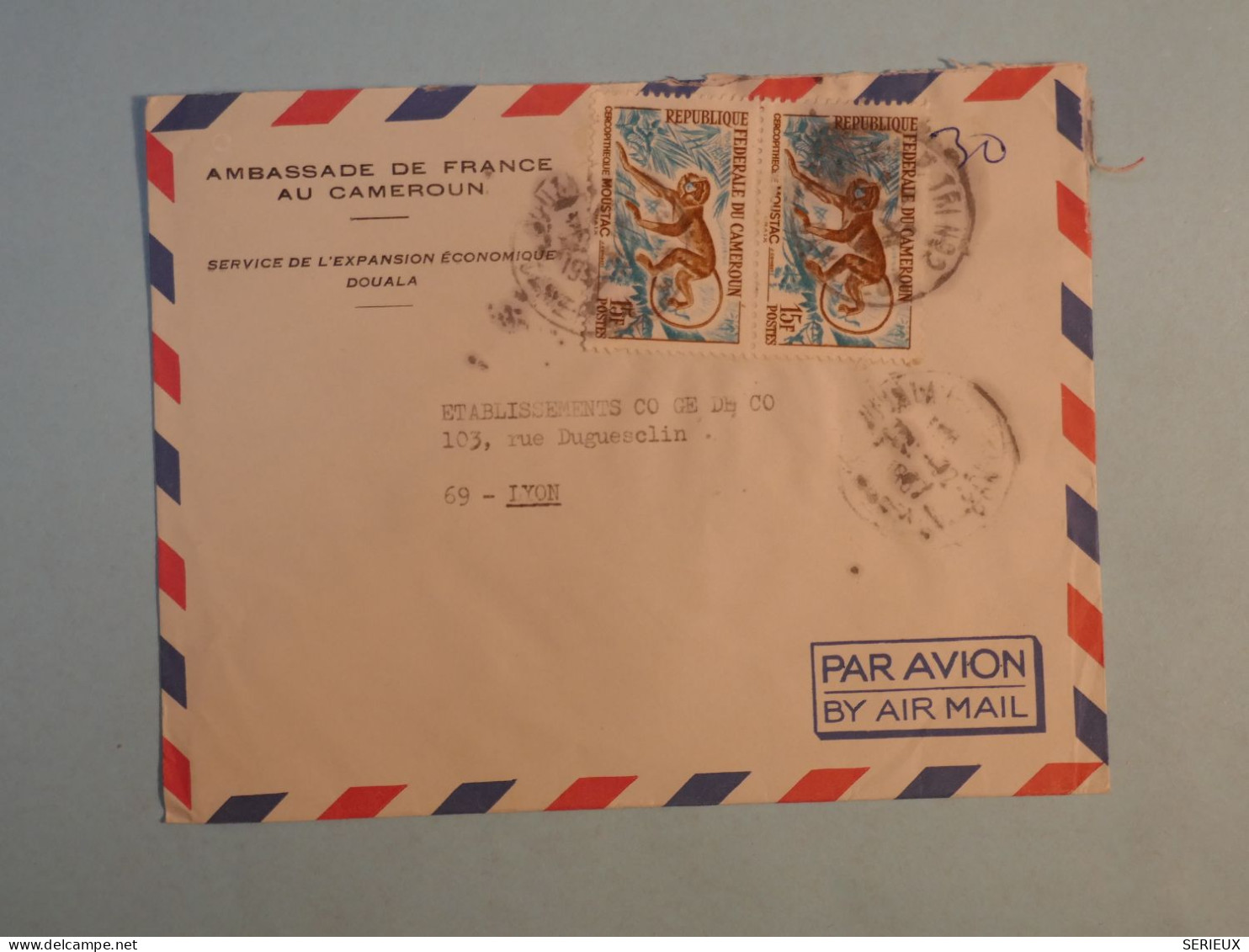 DB15 CAMEROUN  BELLE LETTRE AMBASSADE DE FRANCE +1961 DOUALA A LYON FRANCE  +AFF.  INTERESSANT+++ - Covers & Documents