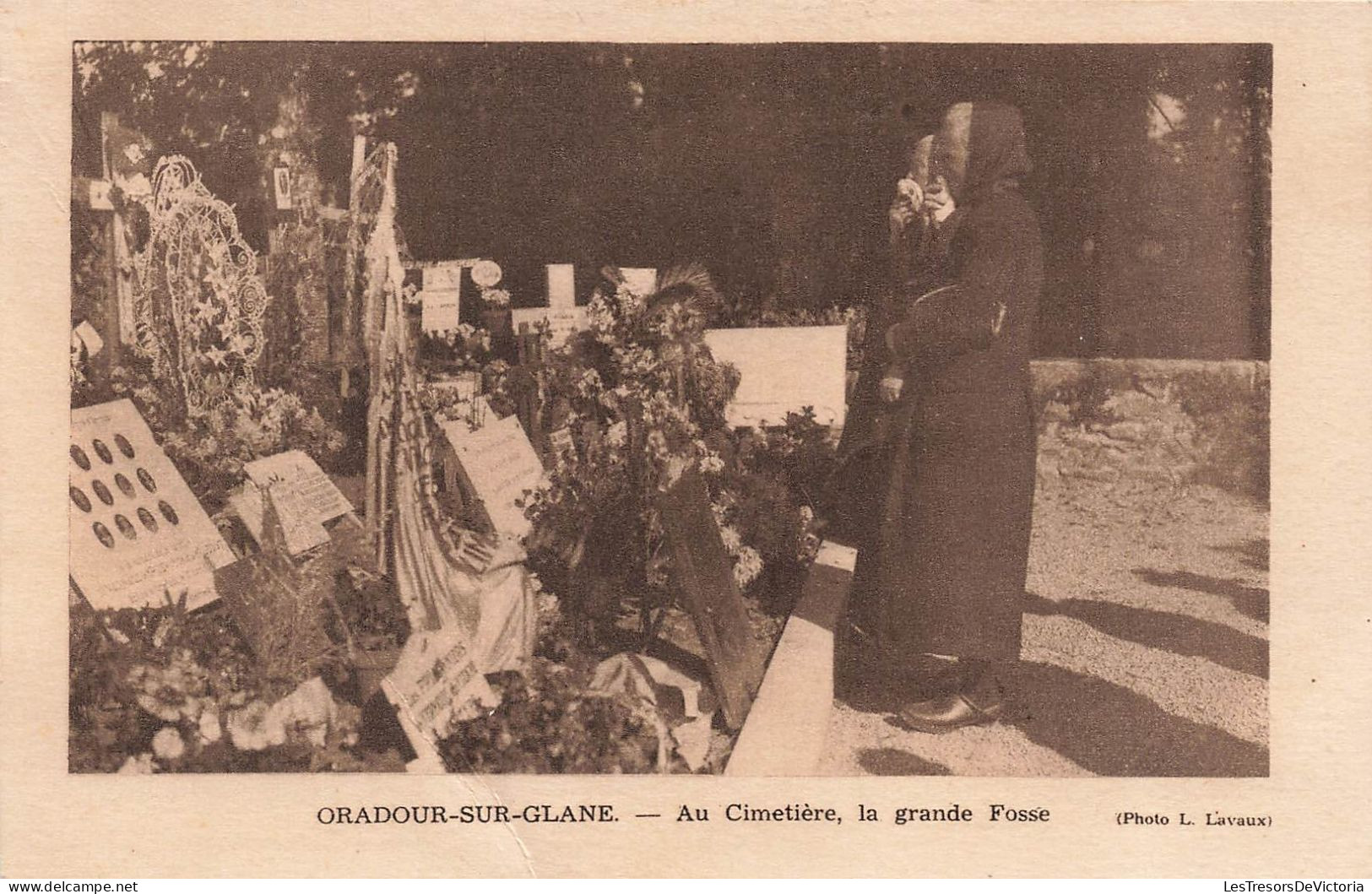 FRANCE - Oradour Sur Glane - Au Cimetière La Grande Fosse - Carte Postale Ancienne - Oradour Sur Glane