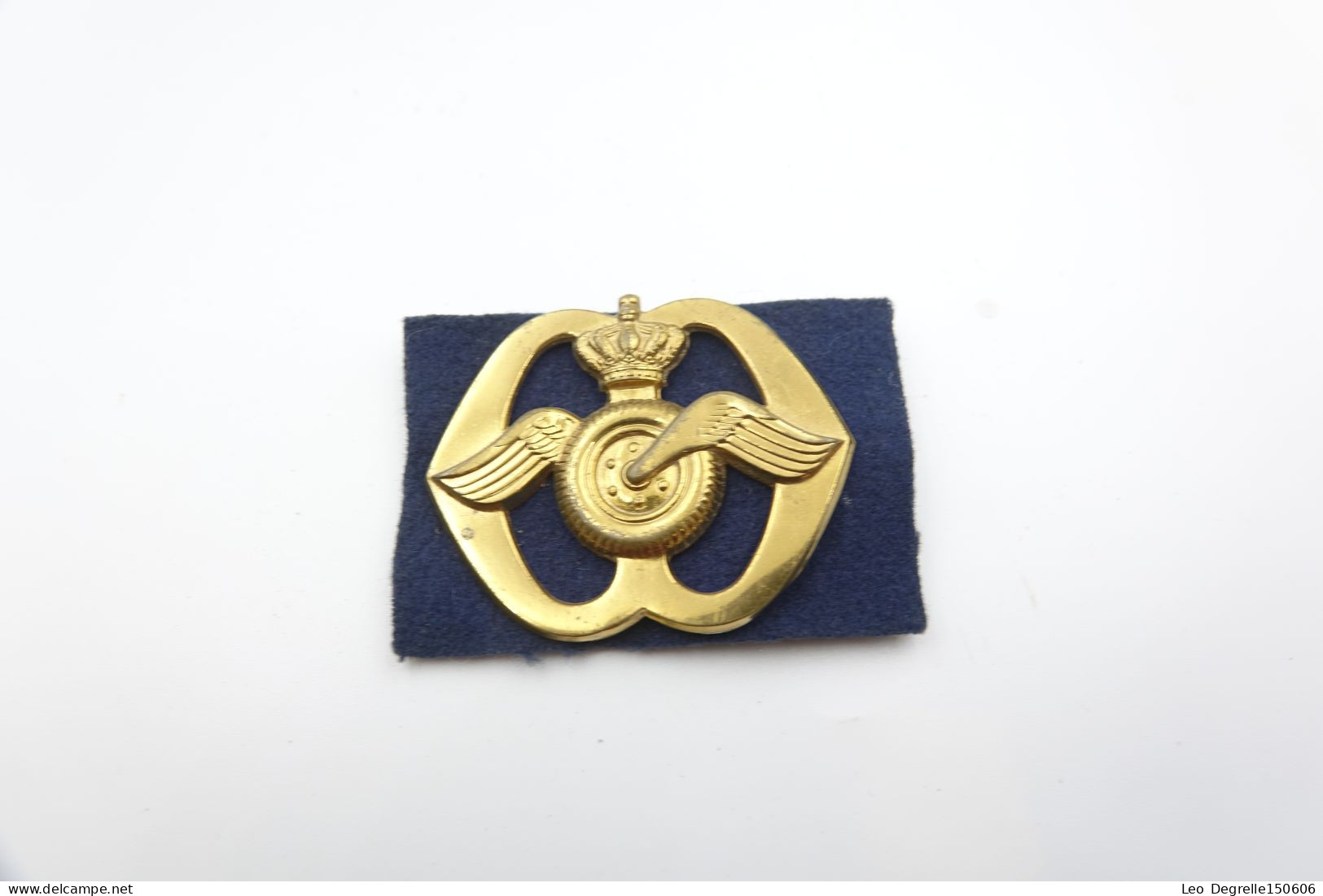 Militaria - INSIGNIA : Cap Badge : Regiment Aan En Afvoertroepen - Nederland - Baret Embleem - Autres & Non Classés