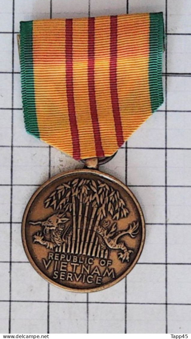 Médailles  > Dispersion D'une Collection Vendu Au Prix Achetée >Vietnam Service Medal > Réf:Cl USA P 7/ 4 - Stati Uniti