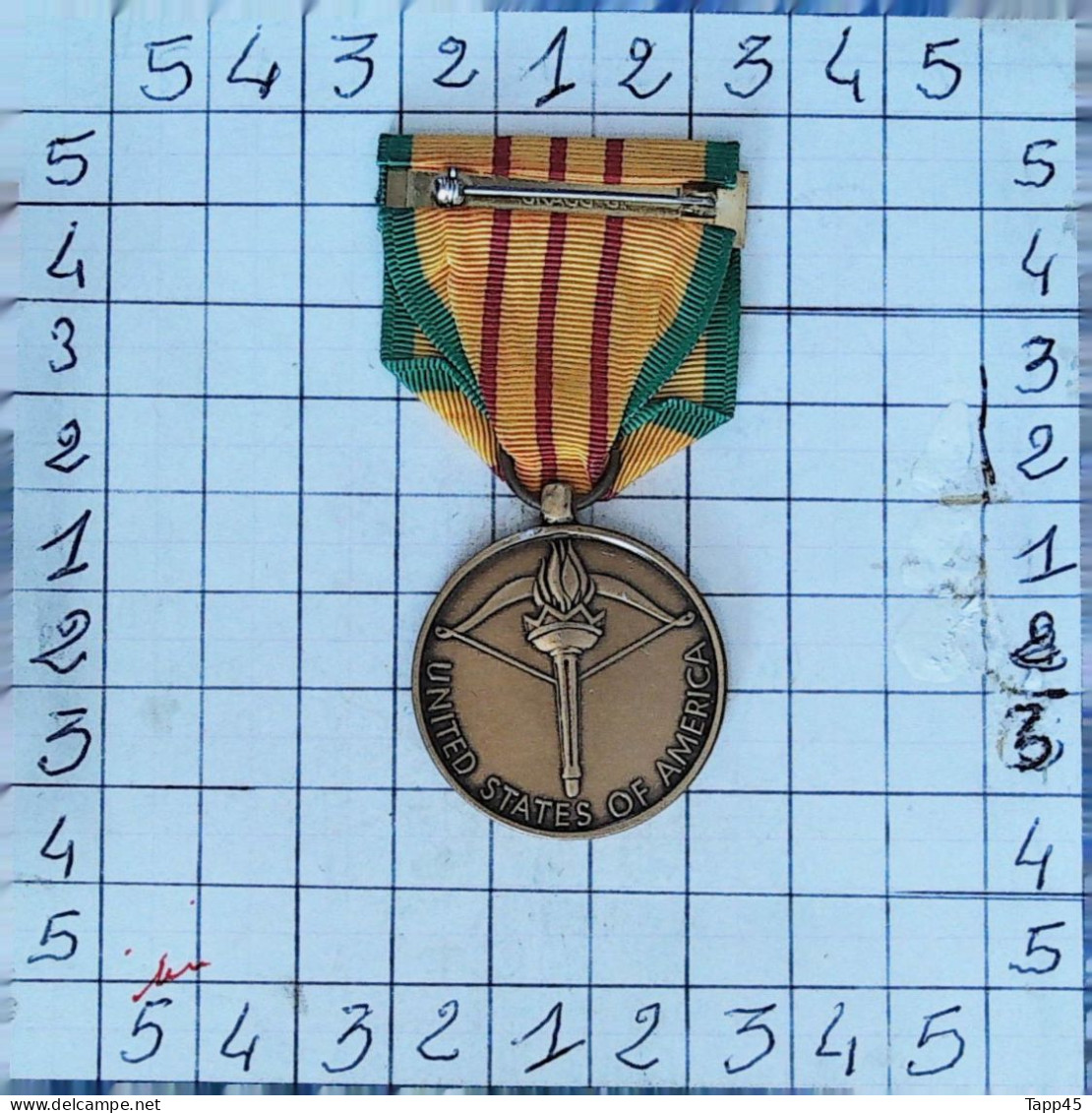 Médailles  > Dispersion d'une collection vendu au prix achetée >Vietnam Service Medal > Réf:Cl USA P 7/ 4