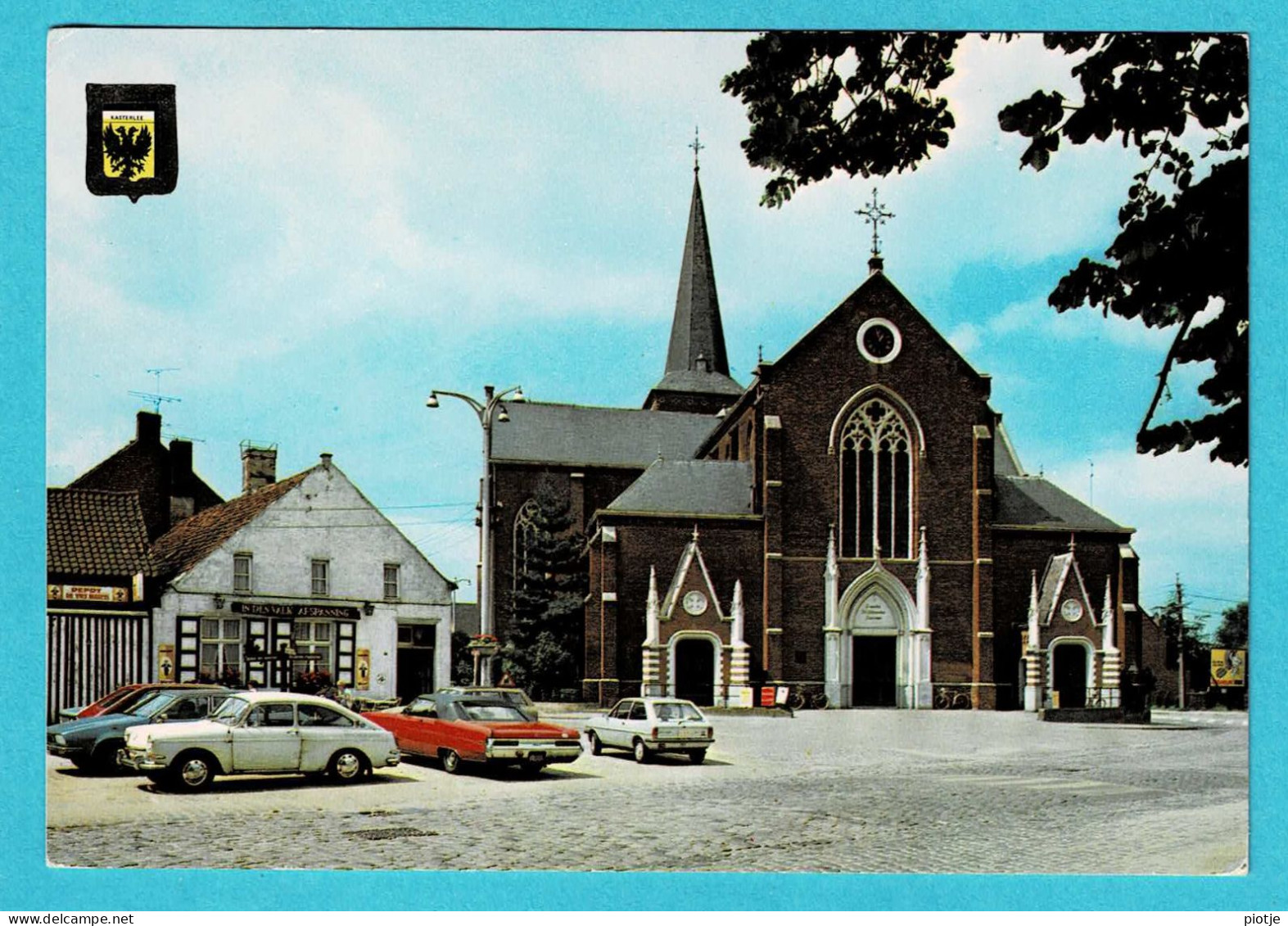 * Kasterlee - Casterlee (Antwerpen) * (J.V.d.B., Nr 272/3) Sint Willibrordus Kerk, église, Oldtimer, In Den Valk Café - Kasterlee