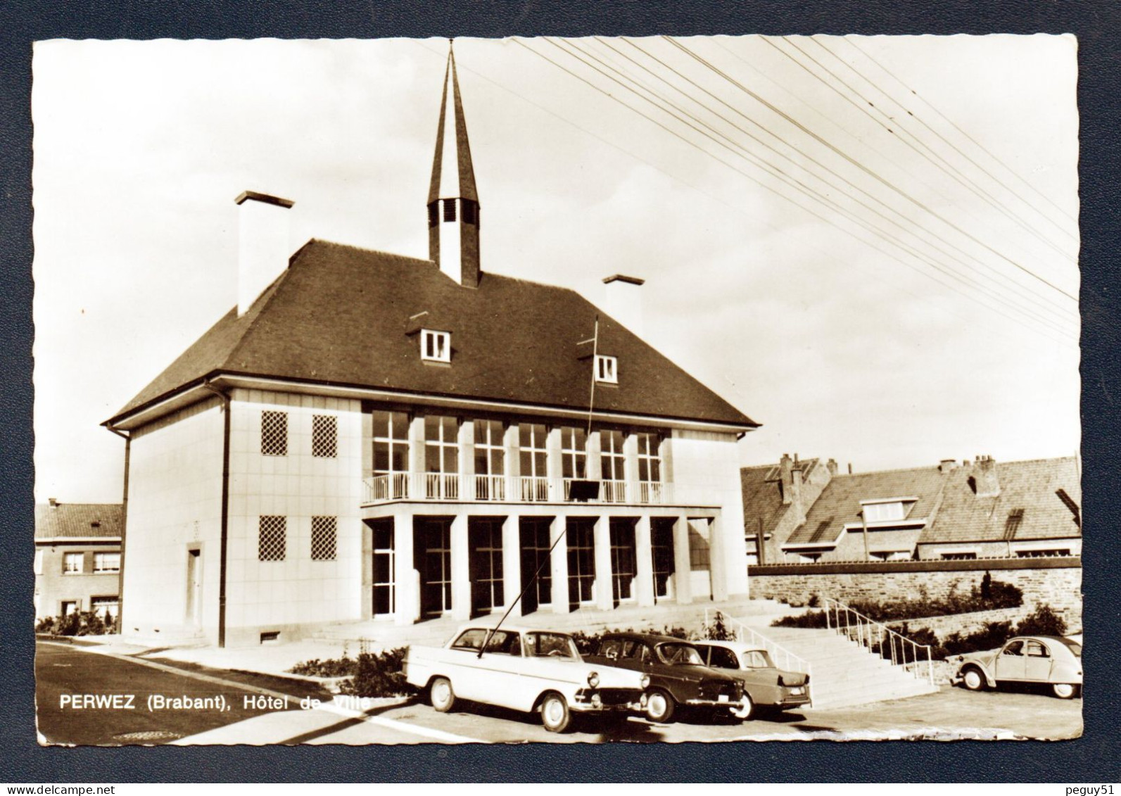 Perwez. Nouvel Hôtel De Ville (après Le Bombardement De Mai 1940). 1983 - Perwez