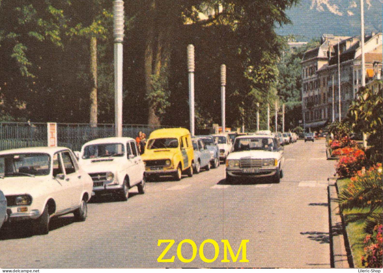 # Automobiles #  R12, 4 L, Mercedes, GS - AIX-LES-BAINS - Avenue Charles De Gaulle Cpm GF 1985 - Voitures De Tourisme
