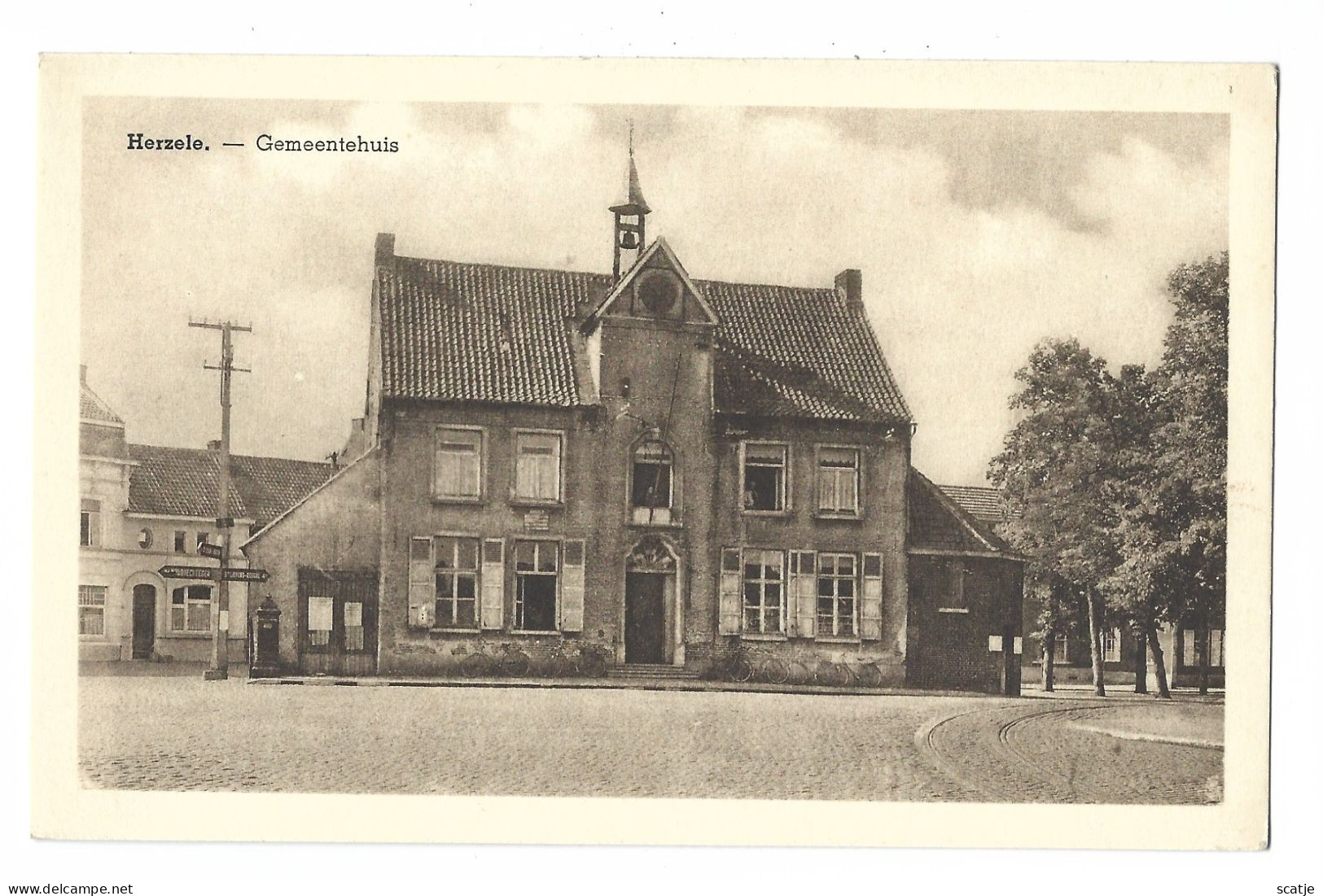 Herzele.   -   Gemeentehuis. - Herzele