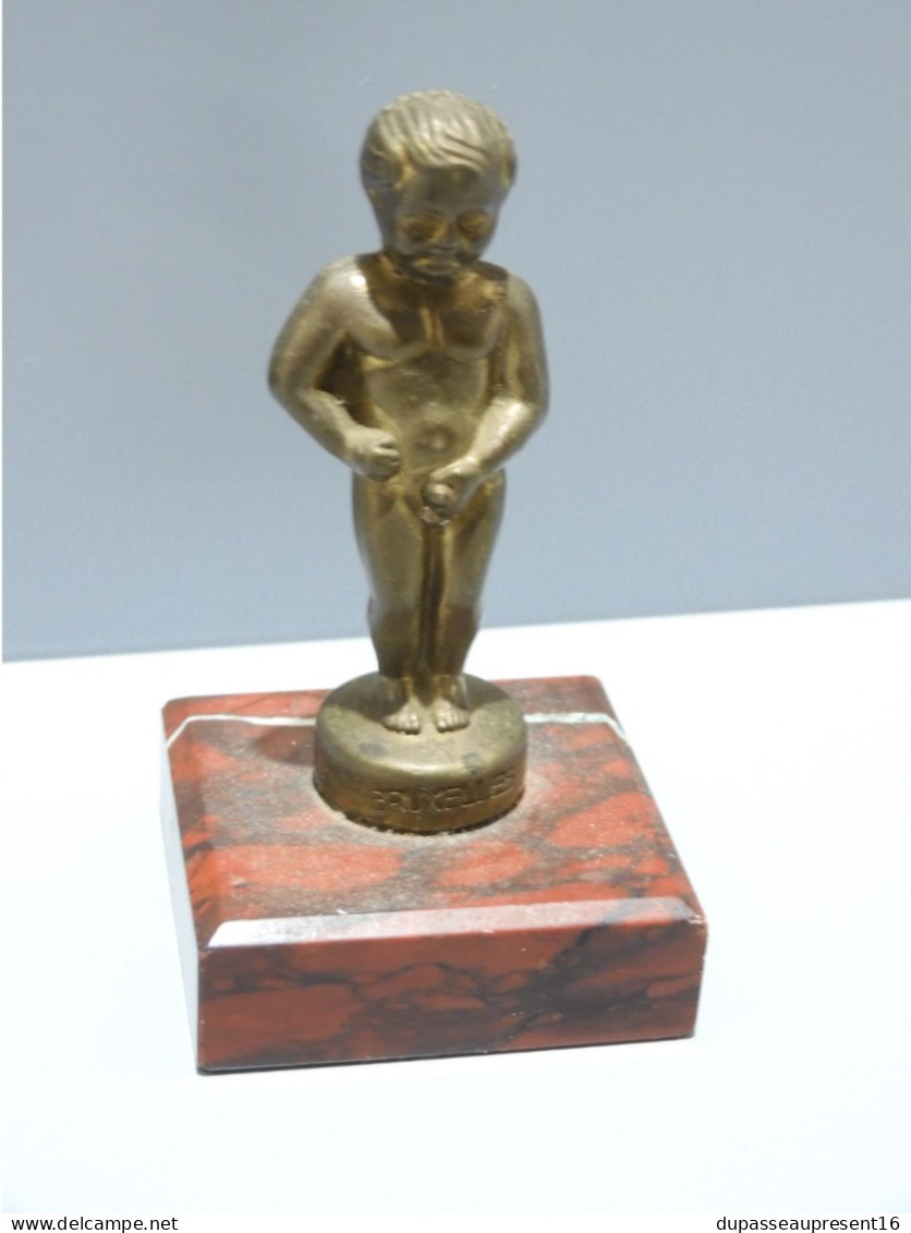 -ANCIENNE STATUETTE MANNEKEN PIS BRUXELLES LAITON/MARBRE Rouge Vitrine   E - Other & Unclassified