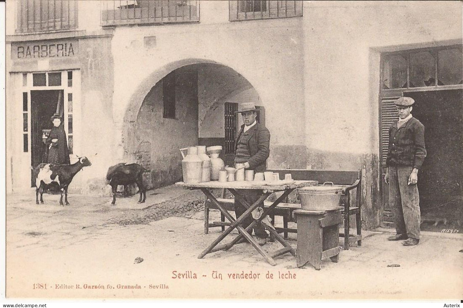 Espagne - Sevilla - Seville - Un Vendedor De Leche Ed Garzon Cabras Goat - Sevilla (Siviglia)