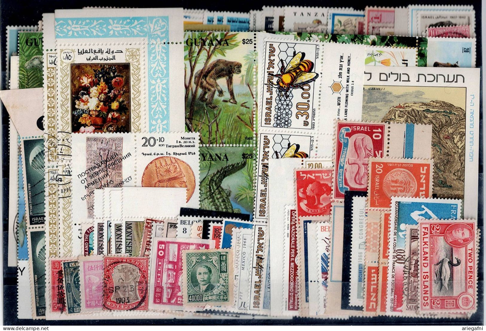 LOT OF 238 STAMPS MINT+USED+ 16 BLOCKS MI- 82 EURO VF!! - Collections (sans Albums)