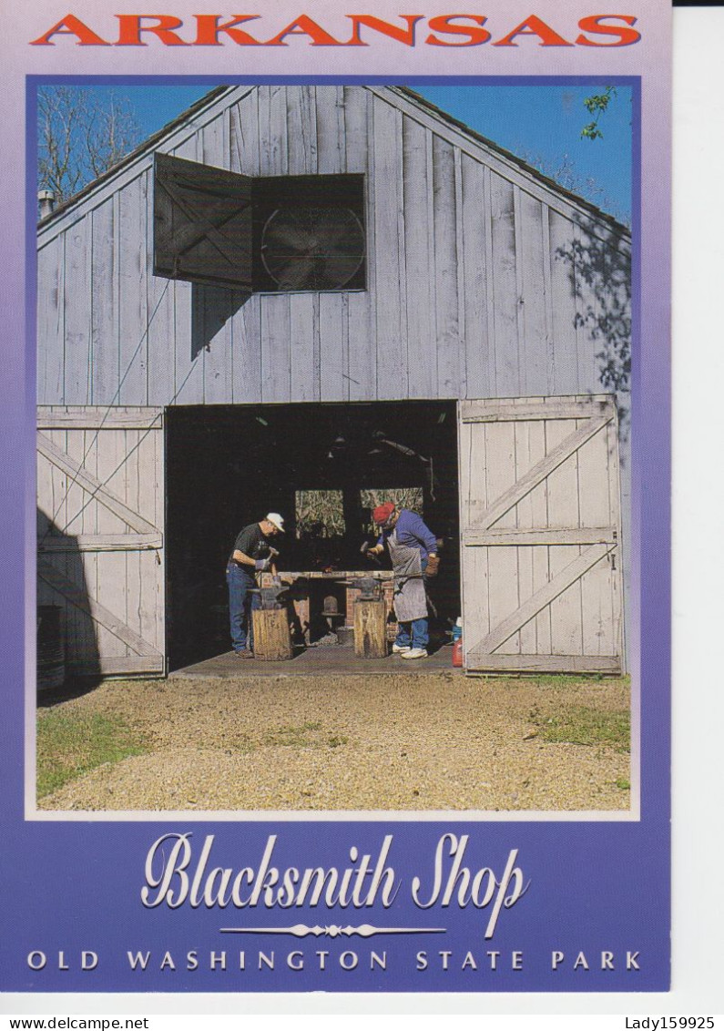 Blacksmith Shop  Arkansas USA Large Postcard 11 Cm X 15 Cm'' Bowie Knife '' Animation Barn, - Autres & Non Classés