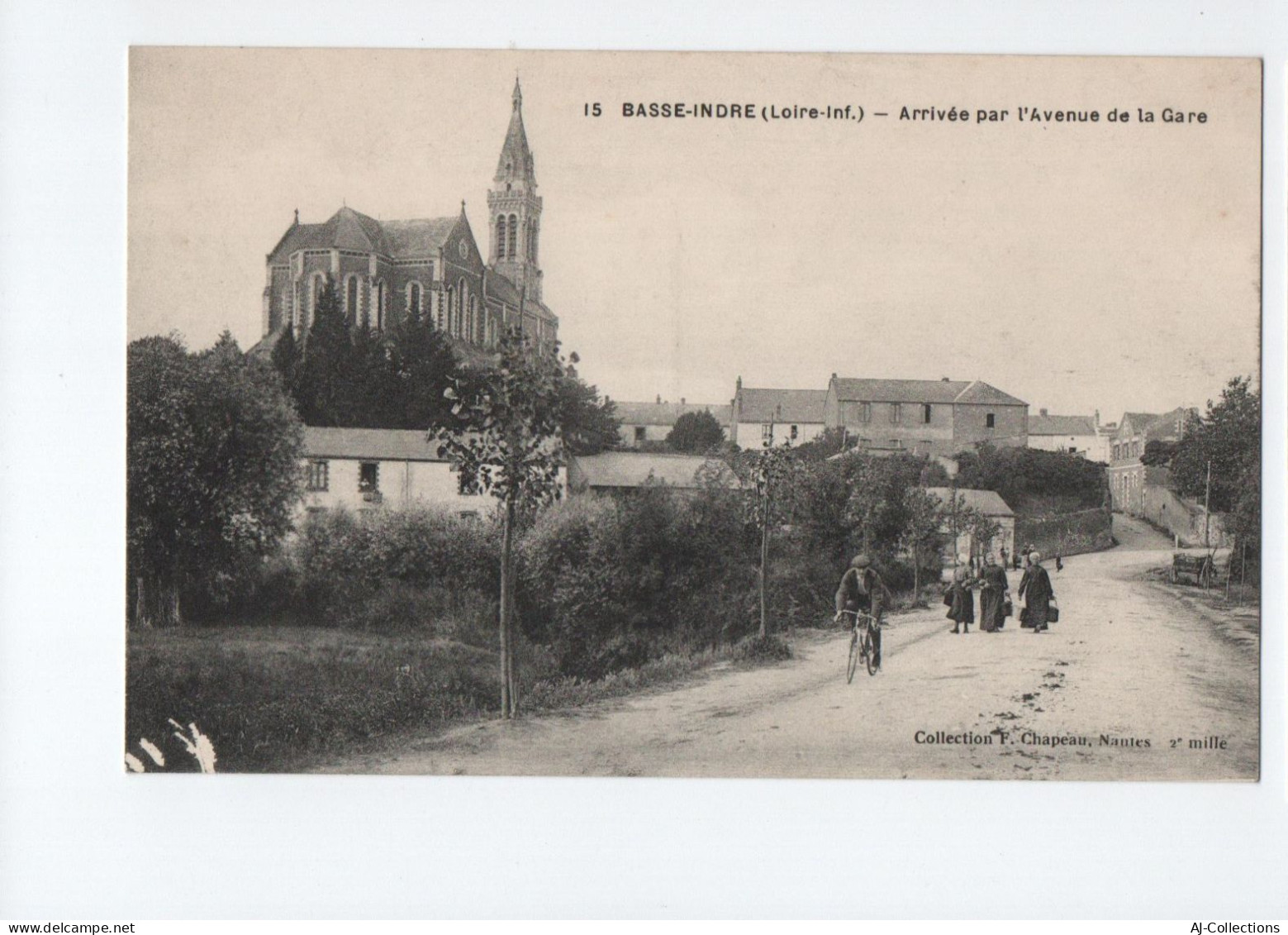 AJC -  Basse Indre Arrivée Par L'avenue De La Gare - Basse-Indre