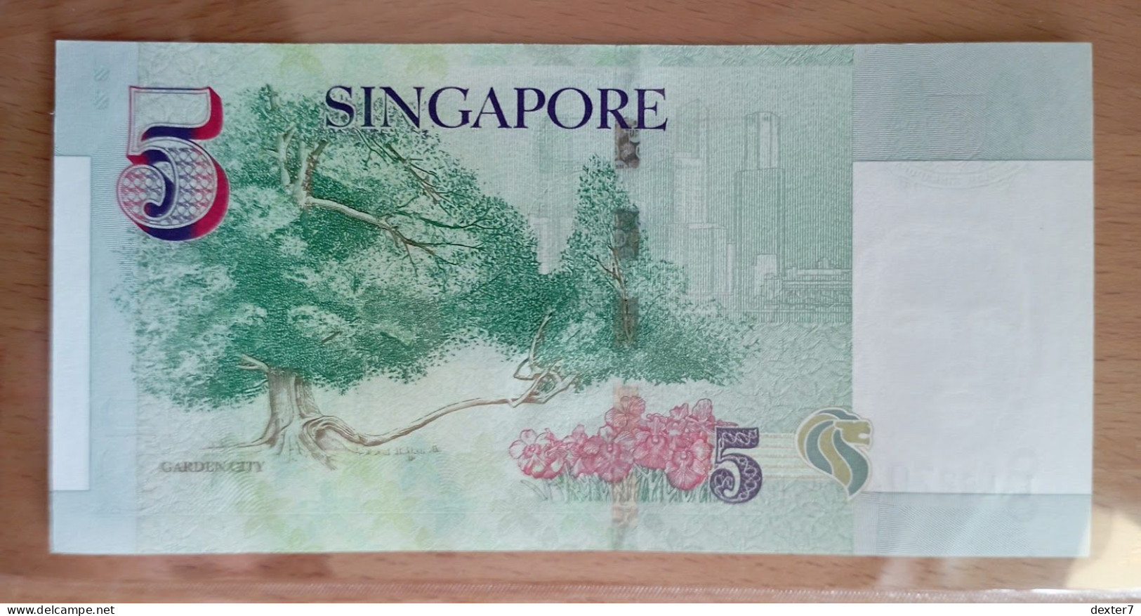 Singapore 5 Dollars 2005 UNC - Singapore