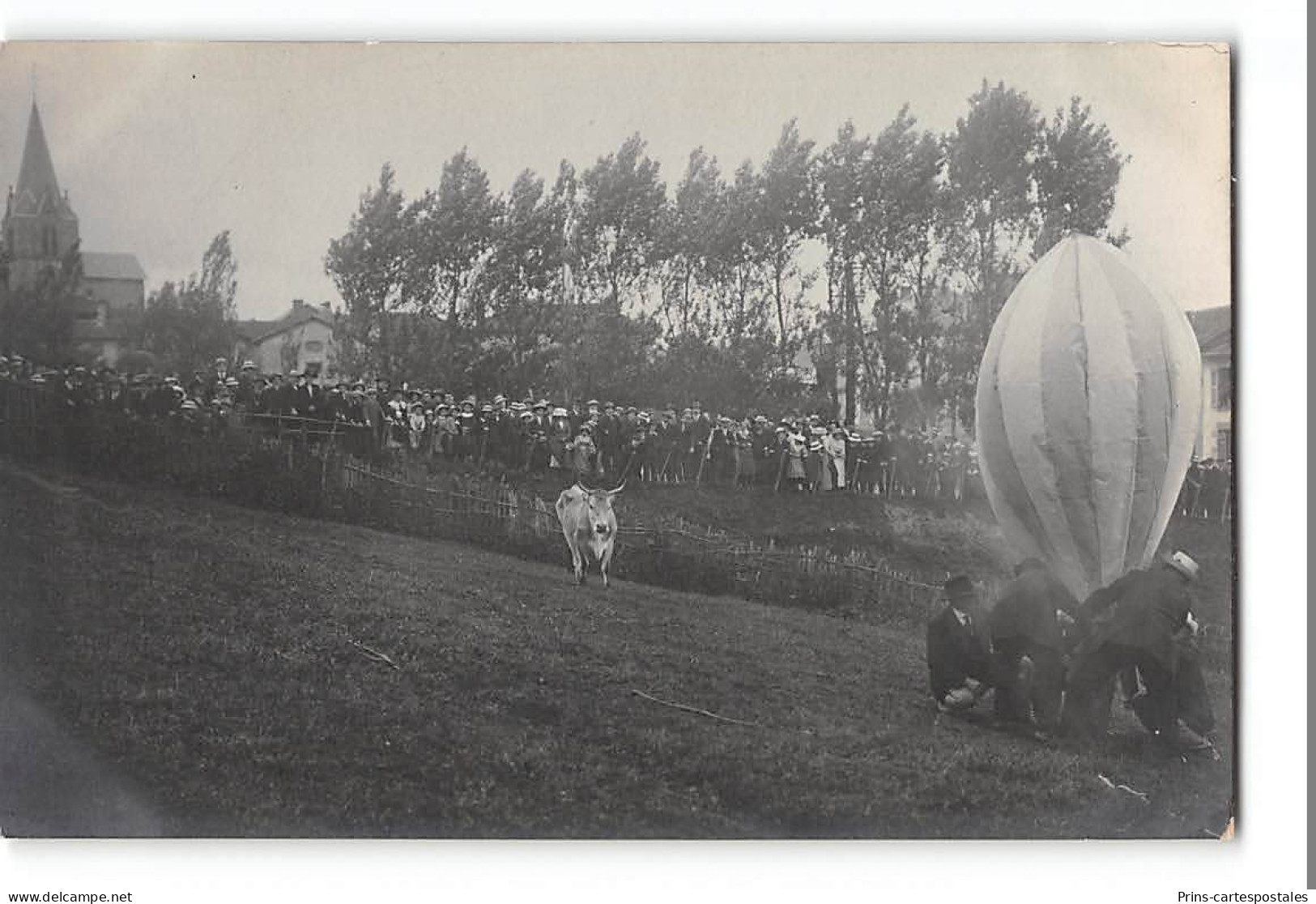 CPA 87 Carte Photo Ambazac Le Gonflement Du Ballon - Ambazac